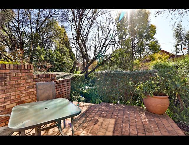 2 BEDROOM HOUSE SOLD IN PRETORIUSPARK